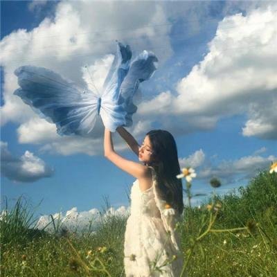 蔚蓝之下 海报